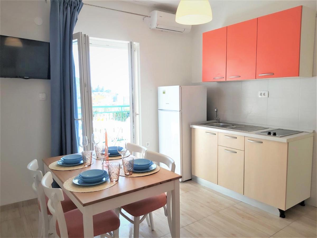 Nina Apartment